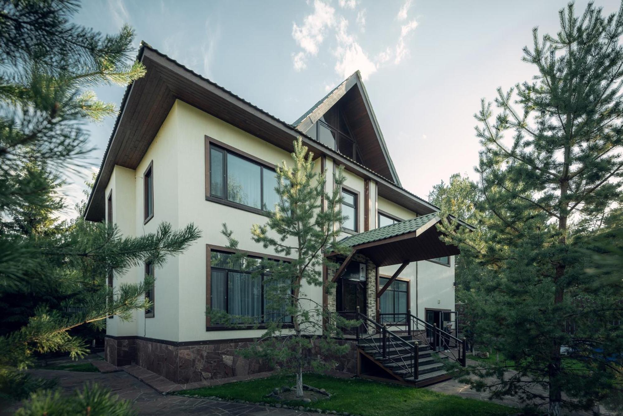 Borovoe Country Club Hotel Exterior photo